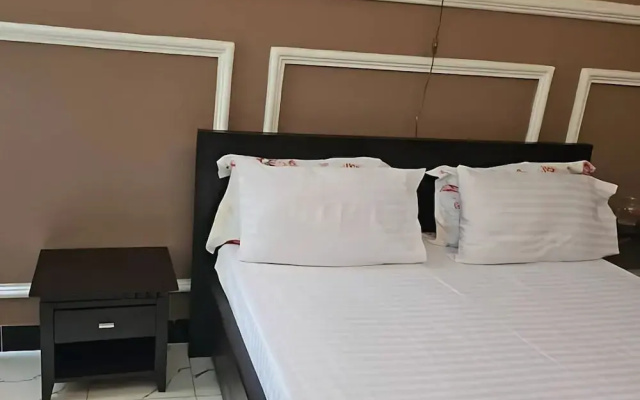 Maggie Rest House