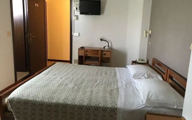 Hotel Plutone