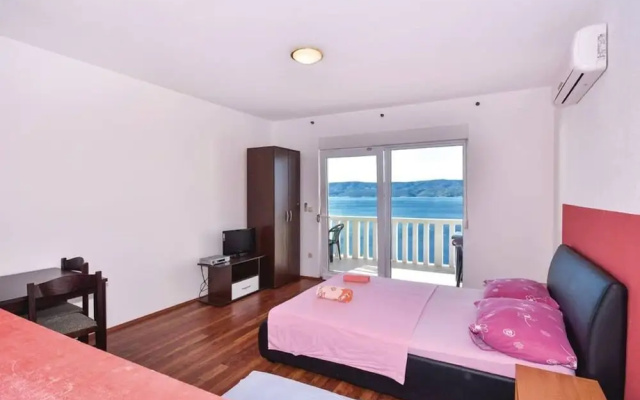 Emilie Apartment and Villa