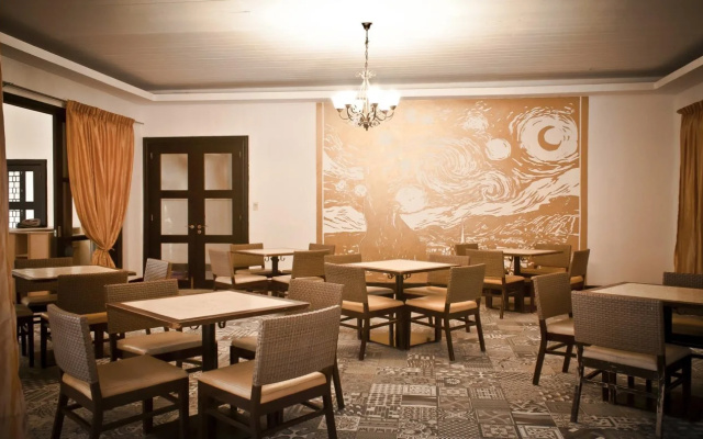 Kenny Hotel