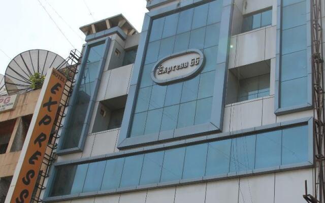 Hotel Express 66 вид на фасад