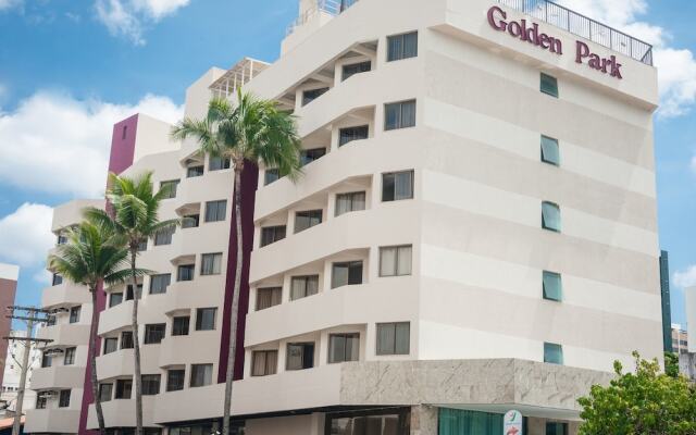 Golden Park Hotel Salvador вид на фасад