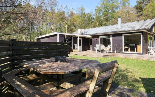 8 Person Holiday Home in Hadsund