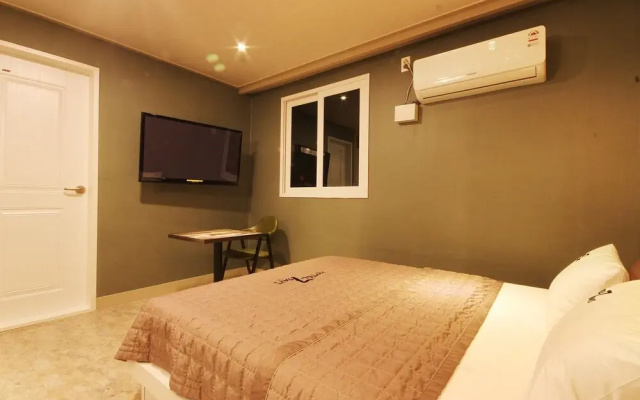 Gumi Indong Hotel 7Days