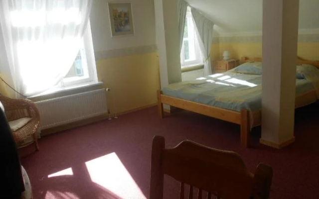 Poska Villa Guesthouse