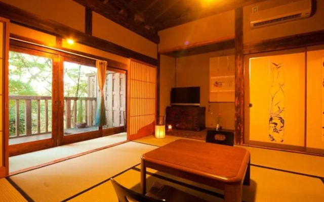 Yufuin TAGASODE