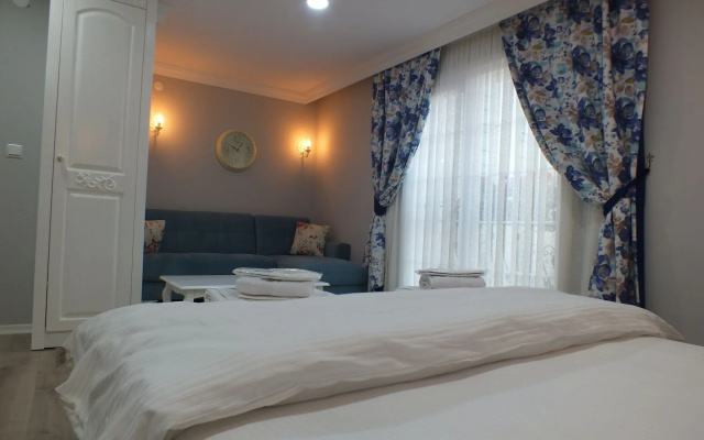 Real King Boutique Hotel