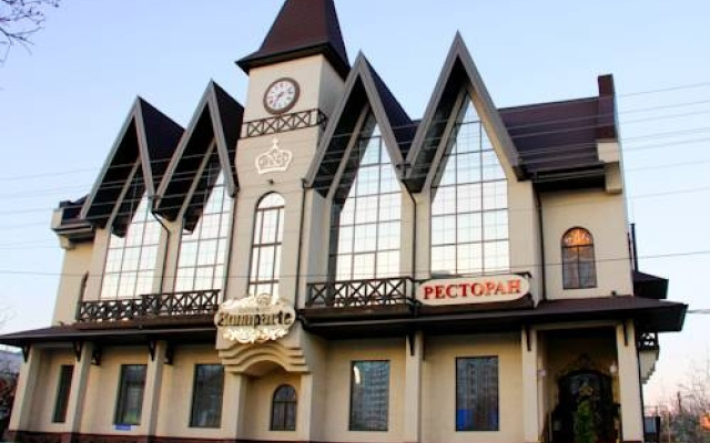 Bonaparte Hotel