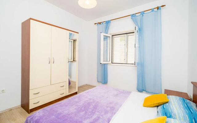 Stunning Apartment in Dubrovnik With Wifi and 2 Bedrooms