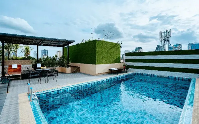 Greenview Ekkamai10