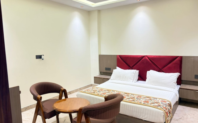 The Prominence Premium Hotel & Banquet