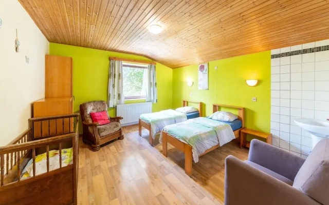 Holiday Home in Montleban With Garden