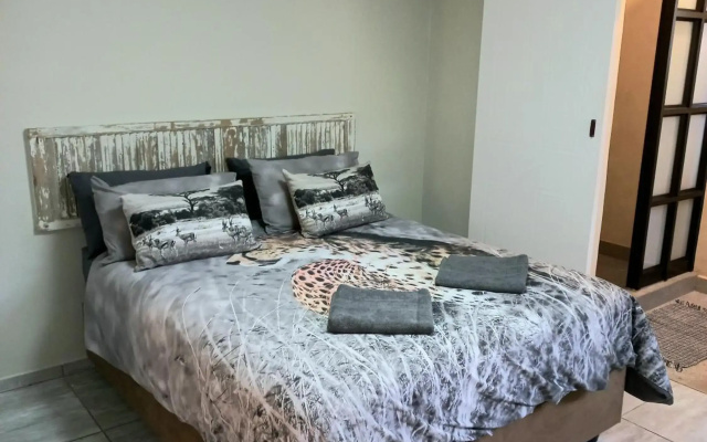 Lazy Days Apartments - Jeffreys Bay