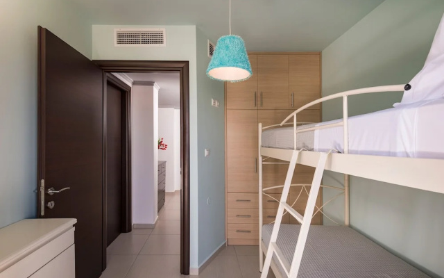Beautiful Pool Villa for Relaxing Family Holidays