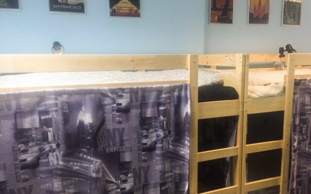Hostel WELL комната для гостей