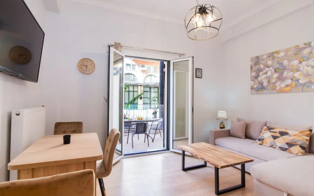 Down Town Apartment by Corfuescapes