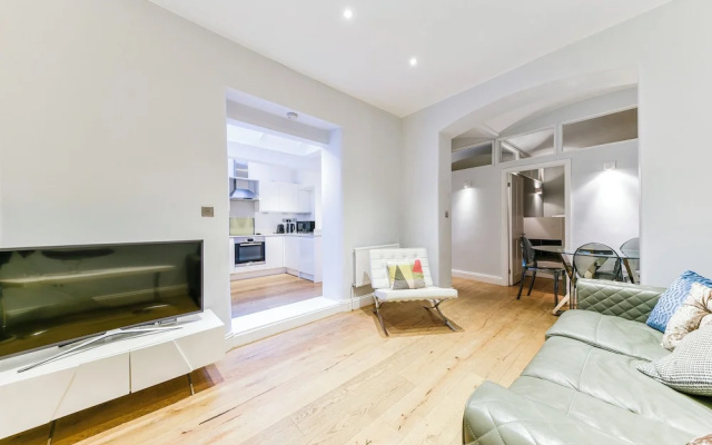 South-Kensington Apartment