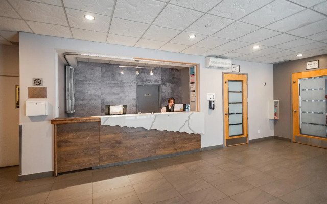 Hotel Les Suites Labelle