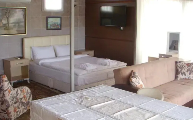 Sakura Apartment