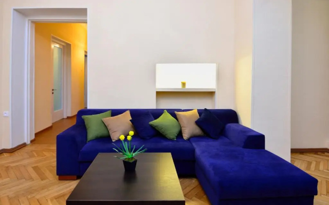 Gio's Apartment