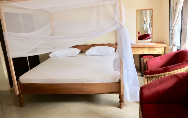 Room-a Wonderful Beach Property in Diani