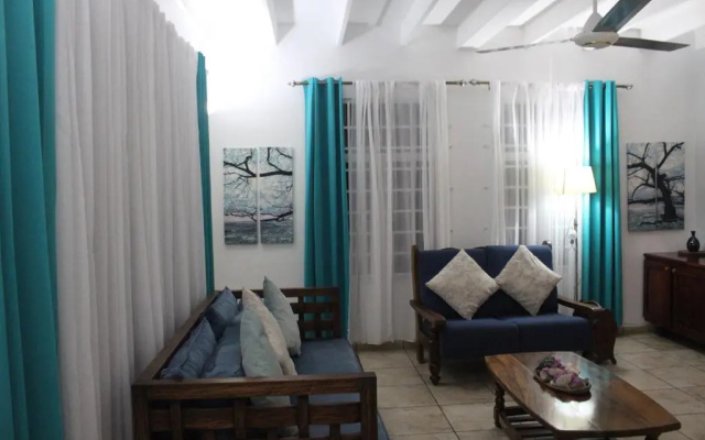 Stephna Residence