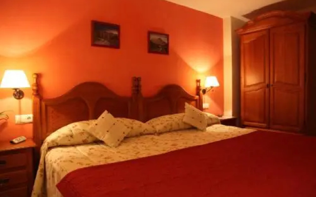 Hotel Rural Los Villares