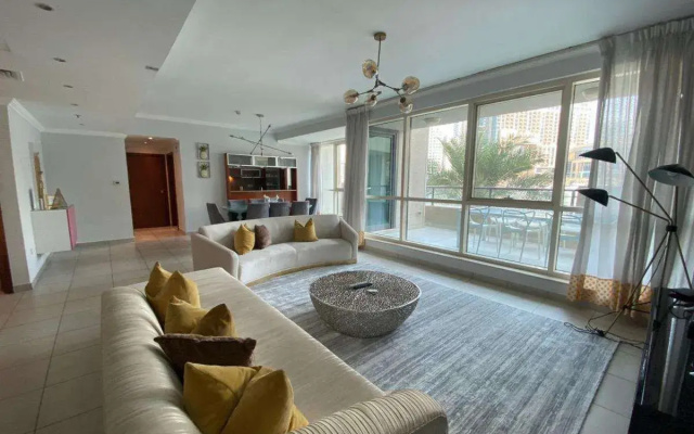 Marina Quays by Dream Inn