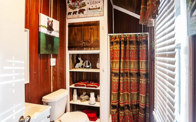 Yowie Cabin