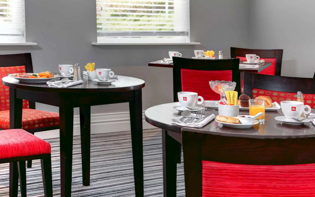 Ramada Tamworth
