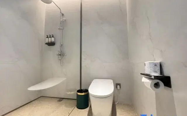 MOne Hotel