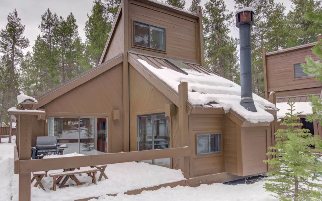Pole House 28