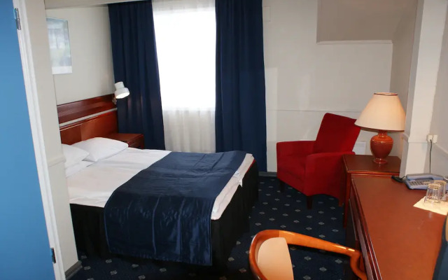 Lyngenfjord Hotel