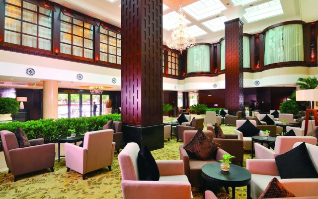 Binbei Yiho Hotel