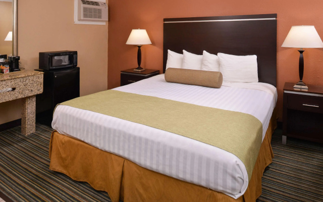 Best Western Courtesy Hotel - Anaheim Resort Amusement Park
