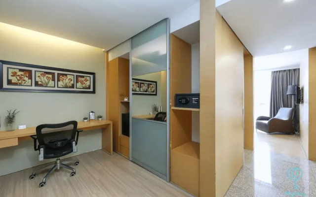Empire Suites Subang by Mana Mana