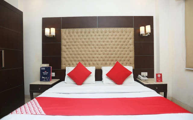 OYO Flagship Hotel VN Inn