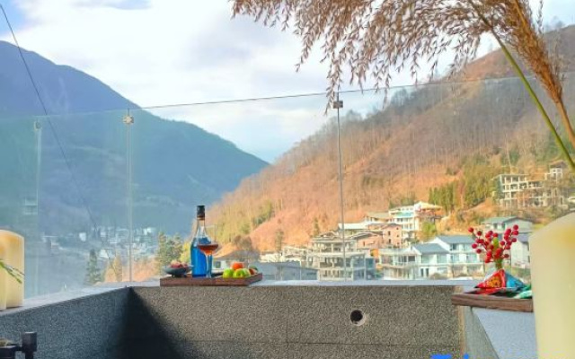 No. 91, Group 1, Baiyangping, Moxi Town, Luding, Sichuan, China