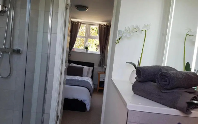 Debonair bnb @33