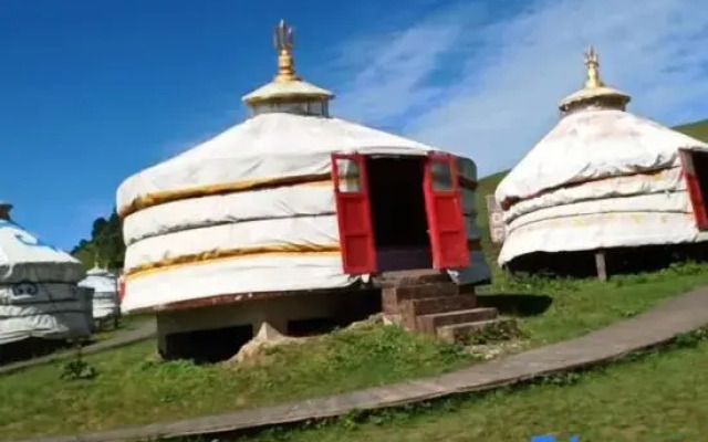 Long County Guanshan Xiduri Yurt