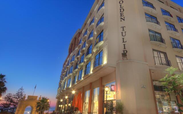 Golden Tulip Vivaldi Hotel вид на фасад