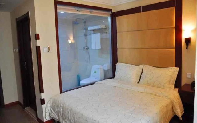 Huayu Hotel