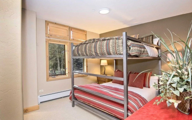 Alpine Club 2 Bedroom Condo by RedAwning