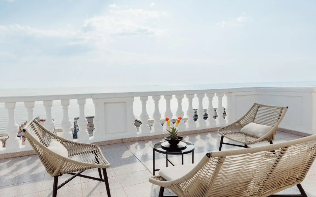 Hotel Los Delfines