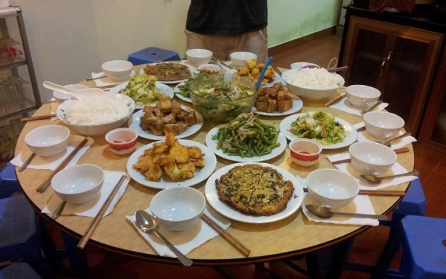 Authentic Family Homestay