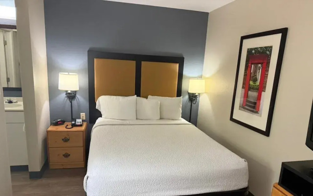 MainStay Suites Washington Dulles Airport