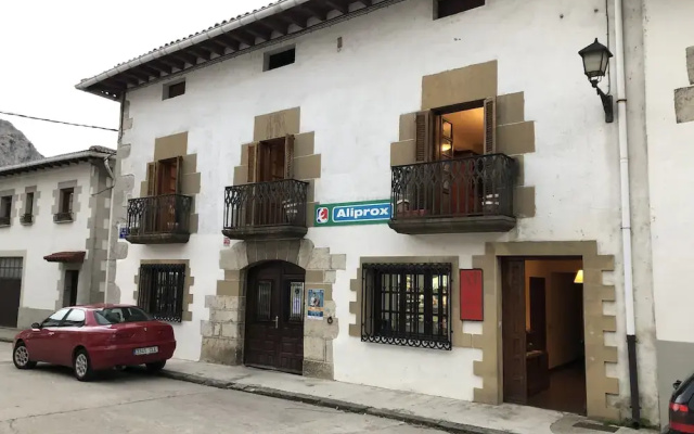 TuApartamento Huarte I