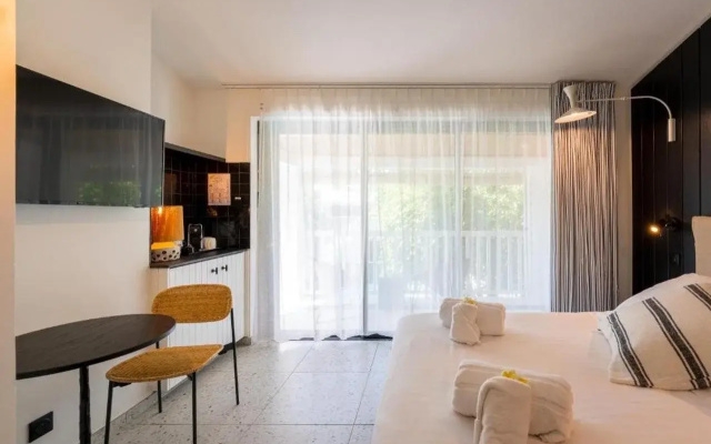 Doudou Hotel by Dina Mogarbine