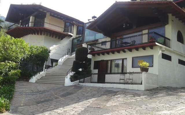 Отель Suites en la Montaña вид на фасад