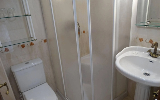 Le Petit Hotel